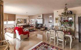 Villa Neraida - Panoramic Lake View